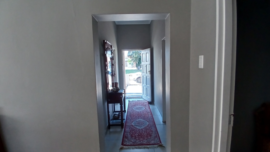To Let 3 Bedroom Property for Rent in Sydenham Eastern Cape